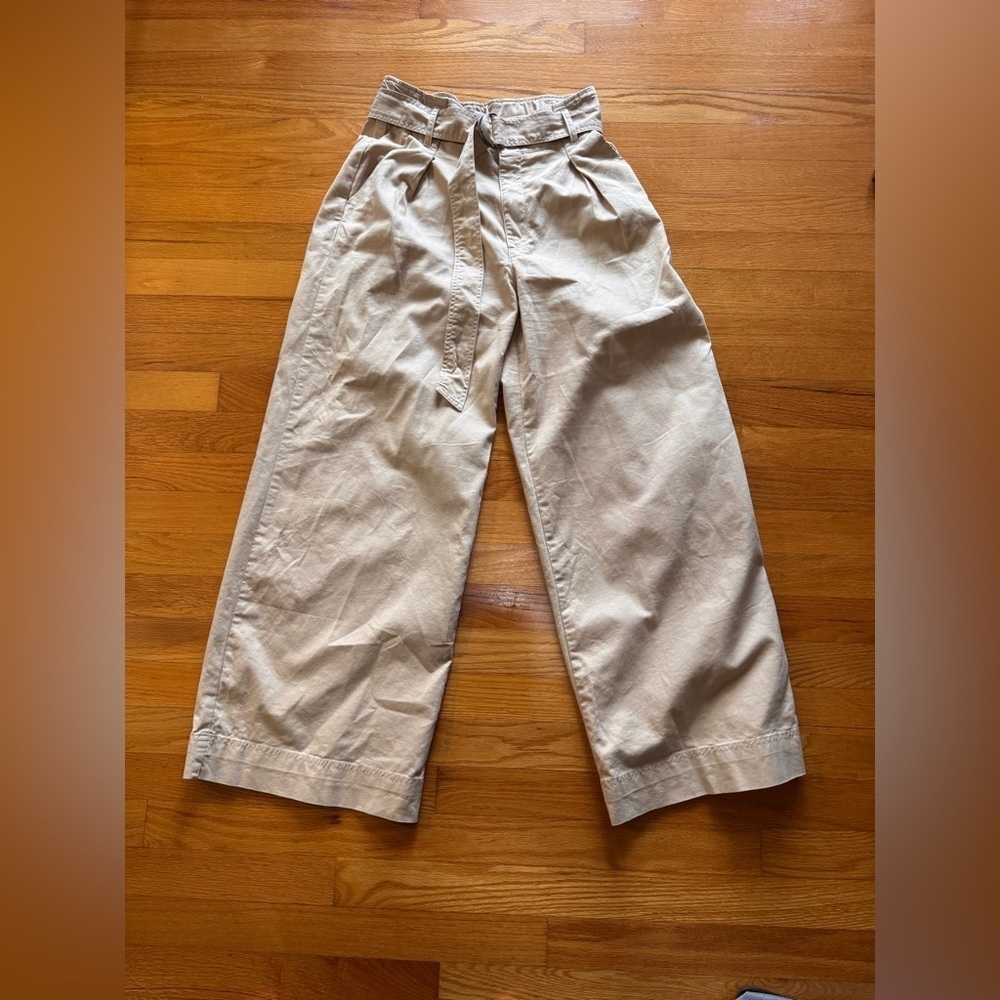 Abercrombie & Fitch Women’s Khaki High Waisted Wide Leg Trousers NWOT size small